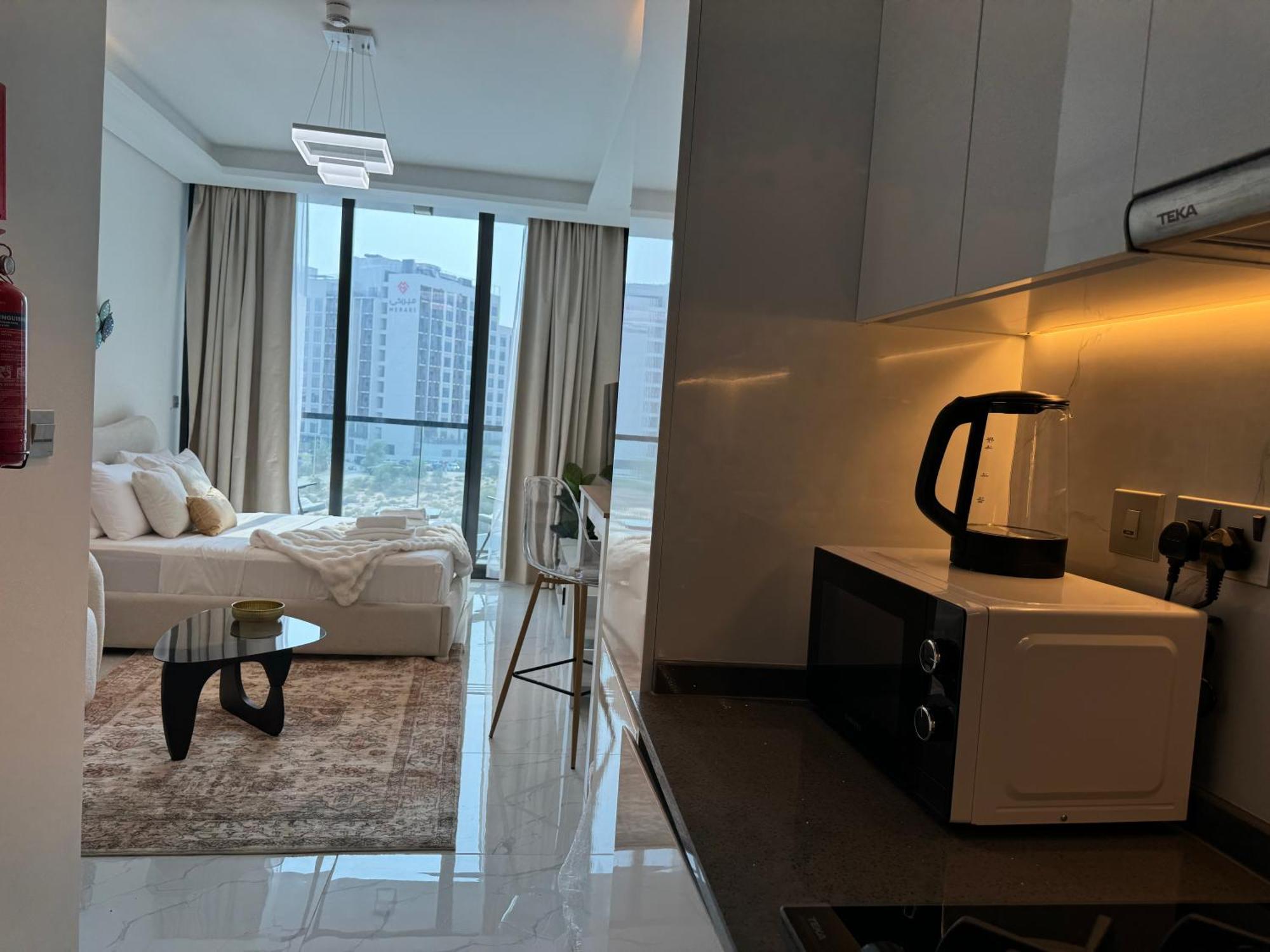 Apartment Ashri Hh Studio In Samana Hills With Pool View