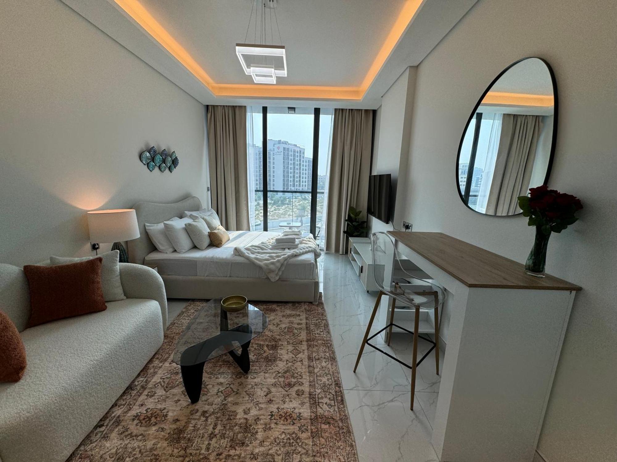 Ashri Hh Studio In Samana Hills With Pool View Dubai