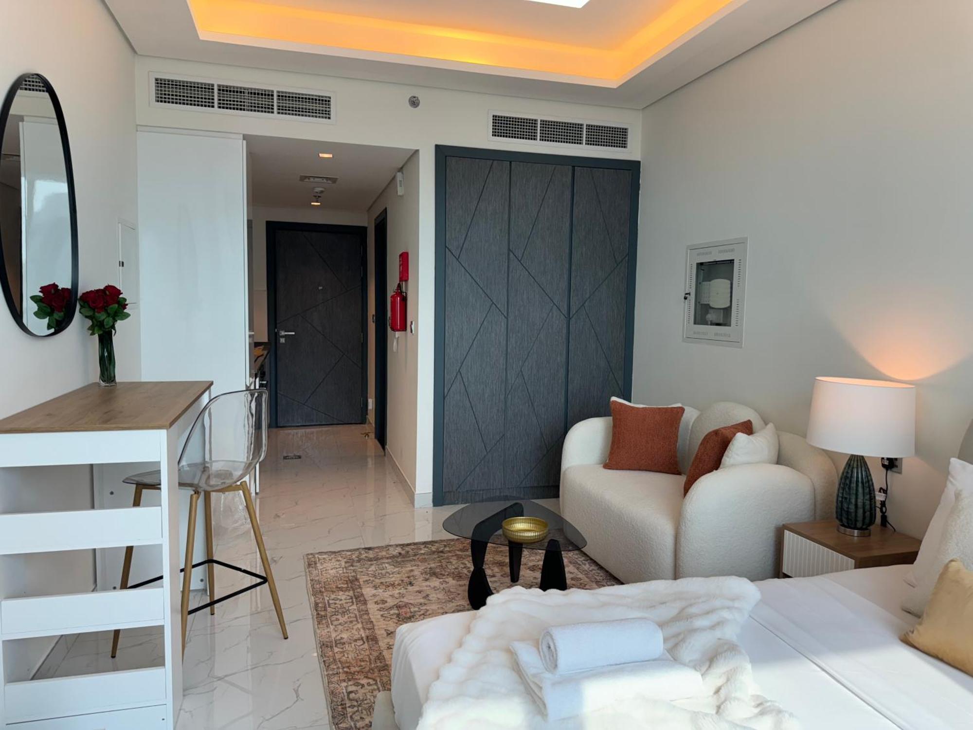 Ashri Hh Studio In Samana Hills With Pool View *