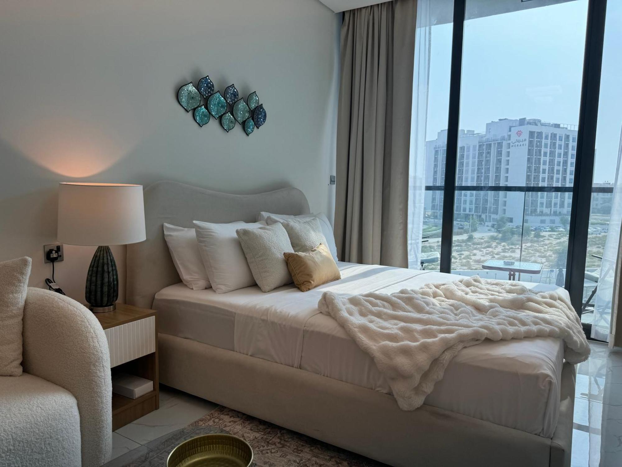 Ashri Hh Studio In Samana Hills With Pool View * Dubai