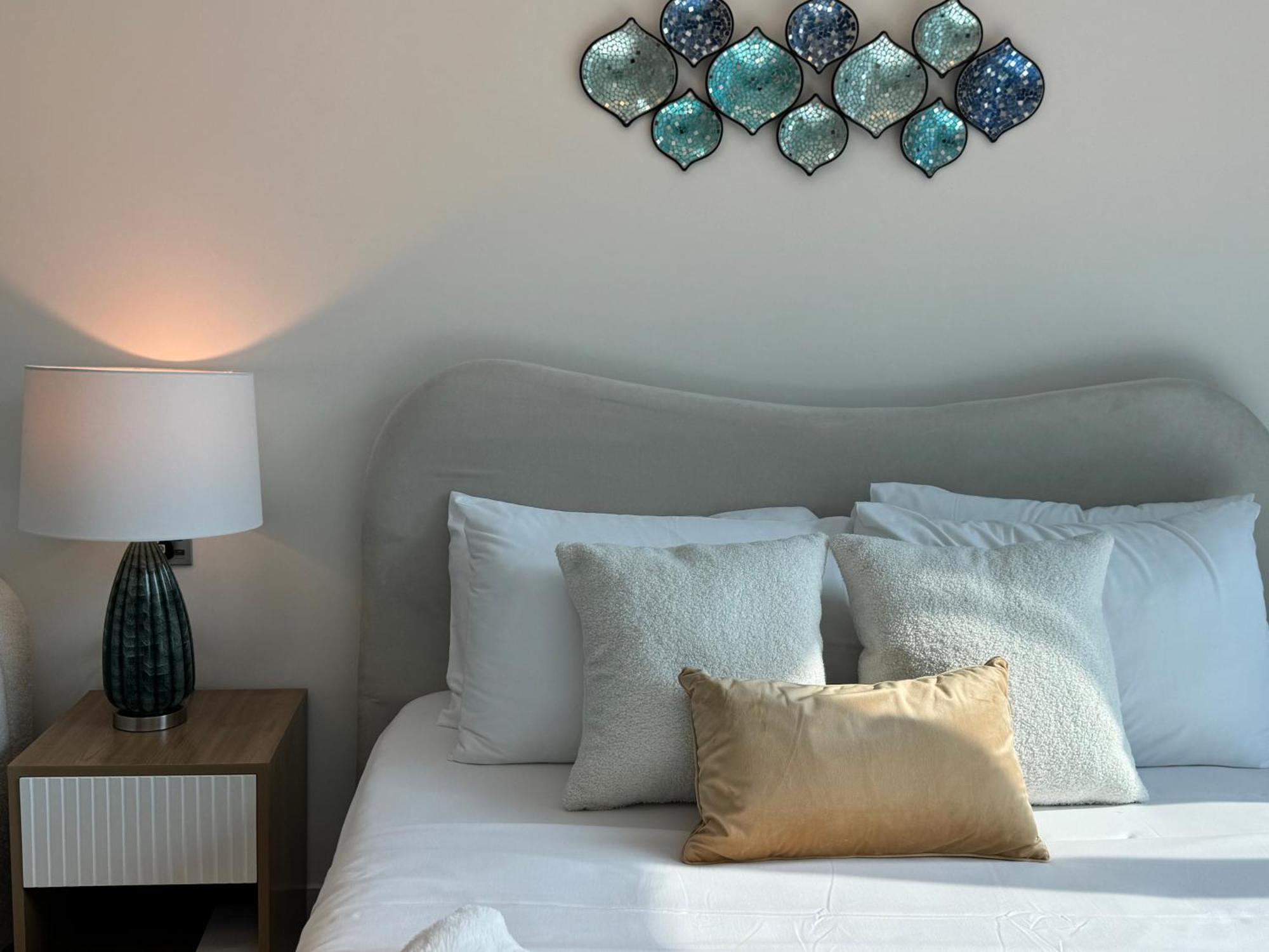 Ashri Hh Studio In Samana Hills With Pool View Apartment Dubai